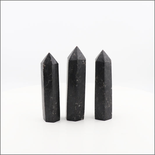 Tour en Astrophylite (Fireworks Stone)